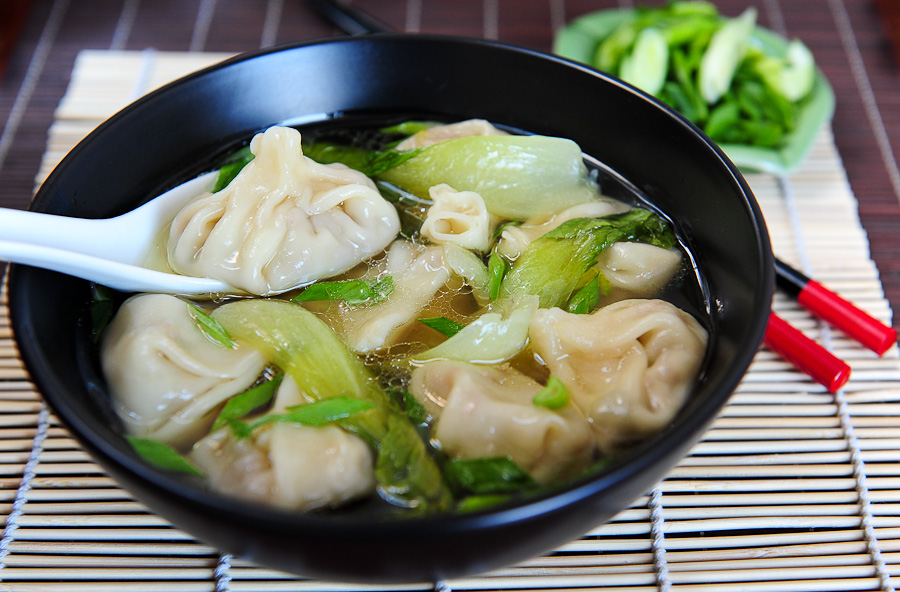 zupa wonton