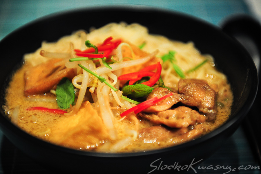 noodle w zupie curry