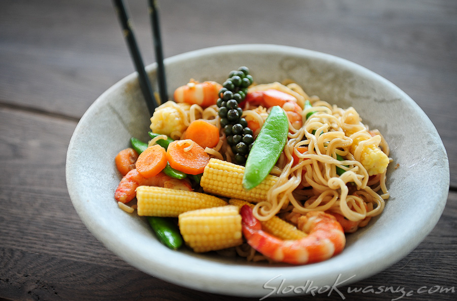 ostre noodle błyskawiczne