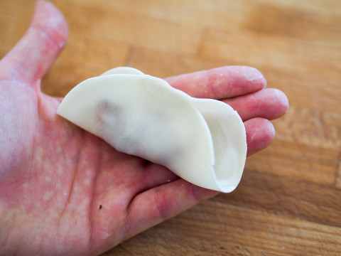 składamy pieroga na pół