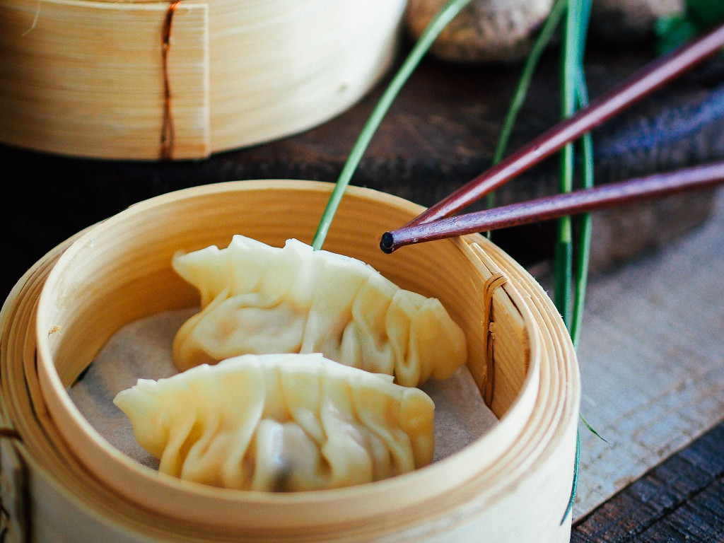 chinskie pierożki gotowane na parze